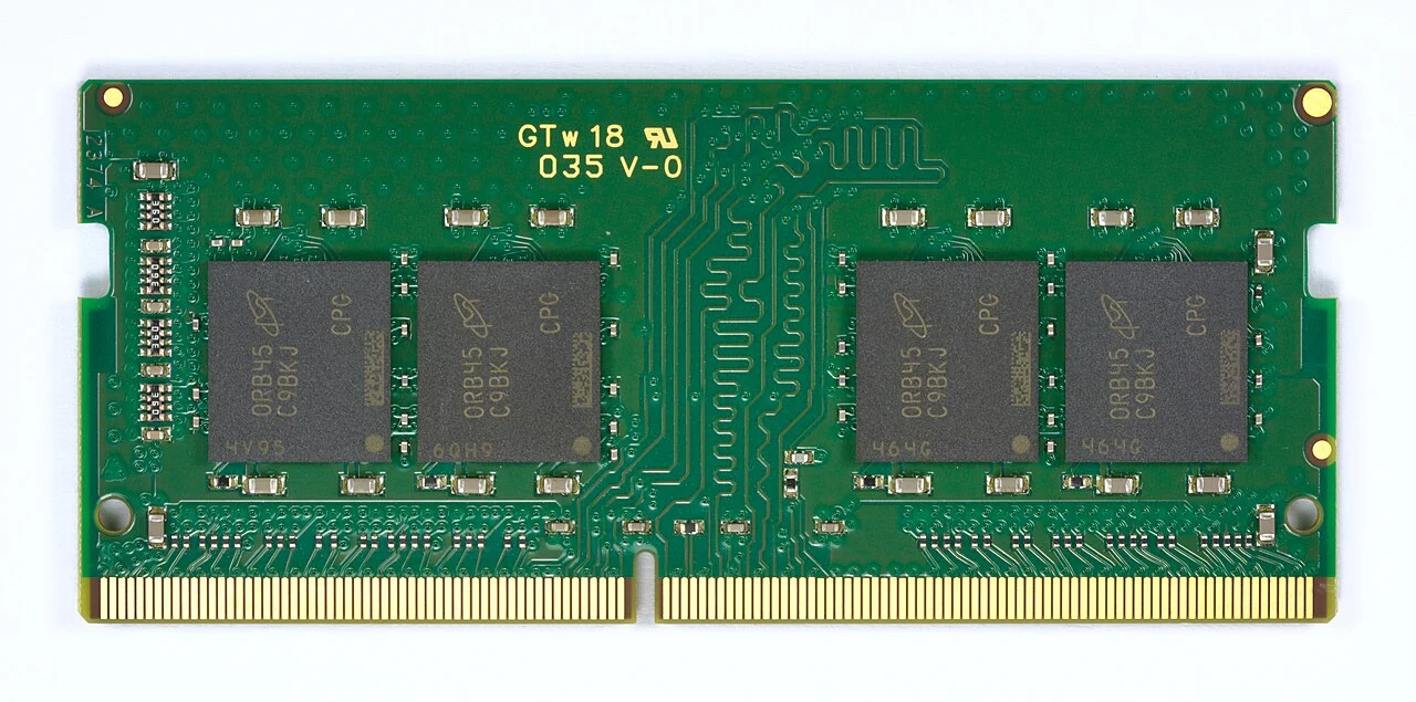 Memory chips, contacts and slots
