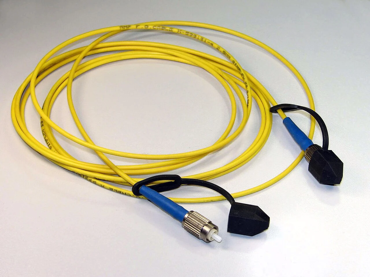 Cableado y conexiones en equipos de red